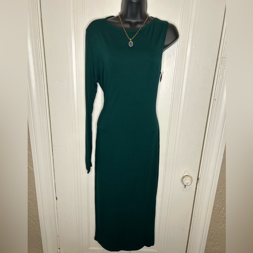 NWOT Elegant Green One-Shoulder Midi Dress